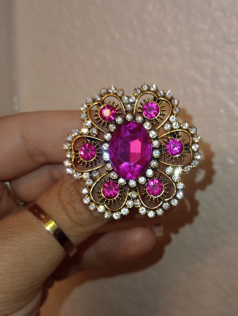 Vintage-Inspired Pink Crystal Flower Brooch